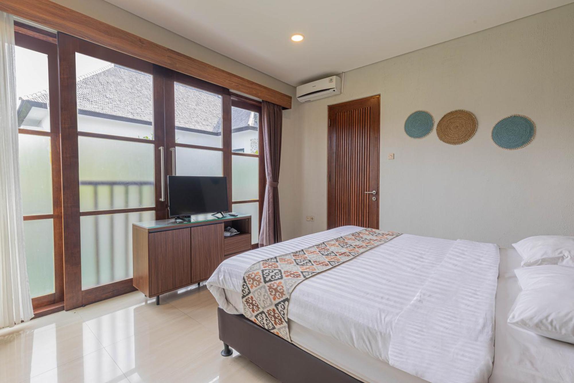 The Baliem Villa Jimbaran  Exterior photo